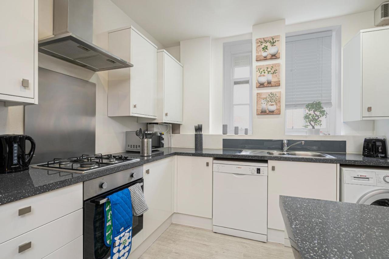 לונדון Beautiful 3 Bedroom Apartment Near Marble Arch And Oxford Street מראה חיצוני תמונה